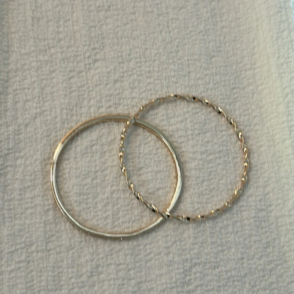 NWOT Set of Anne Klein Bangle Bracelets - Picture 5 of 7